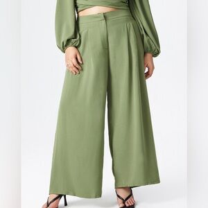 NWT Olive Wide-Leg Trousers SIZE 2X